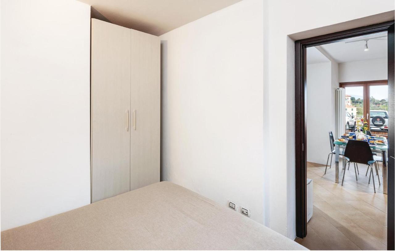 Beautiful Apartment In Pitelli -Sp- With Kitchen ลาสเปเซีย ภายนอก รูปภาพ